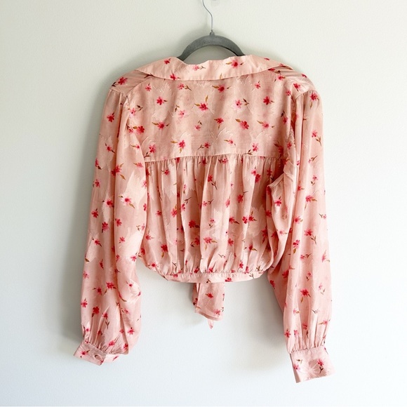 NWT Lulu's Pink Floral Semi Sheer Tie Front Long Sleeve Button Up Top 8 - Picture 2 of 7